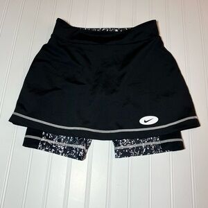 Dri-FIT Girls L 10-12 Black and White Apparel